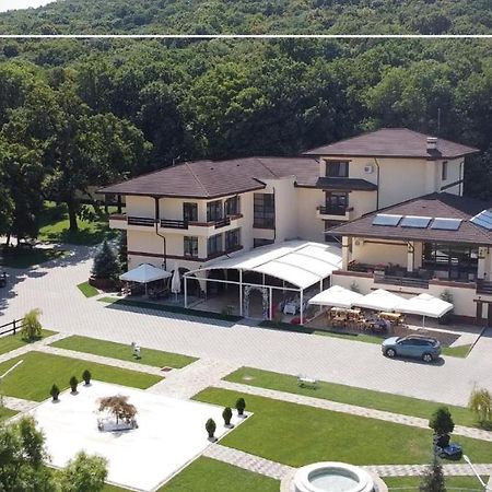 Curtea Domneasca Hotel Vaslui Exterior photo